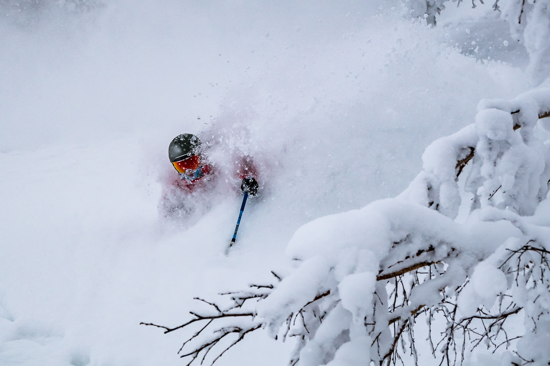 https://www.powder.com/.image/w_3840%2Cq_auto%3Agood%2Cc_limit/MTk2MzczOTEzNTQ3MzE4OTMw/japan-hokkaido-oturu-niseko-storm-dispatch-deep-snow-powder-jeff-cricco.jpg?arena_f_auto=